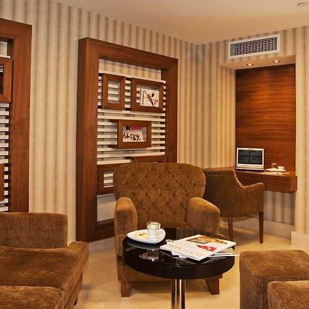 Boutique Riva Hotel Istanbul Bagian luar foto